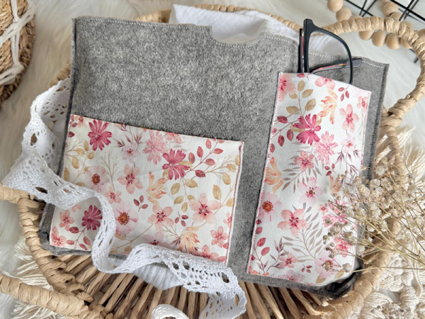 Buch- Tablethülle aus Filz mit Taschen - ITH-Stickdatei